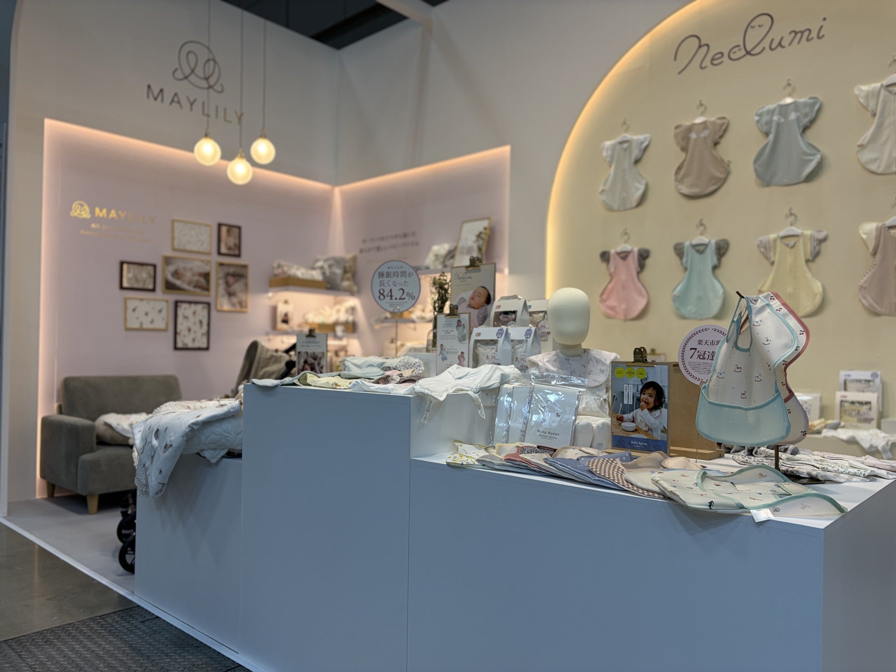 雑貨EXPO 2026 White Lapinの展示ブース全景